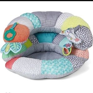 Baby 2-in 1 pillow